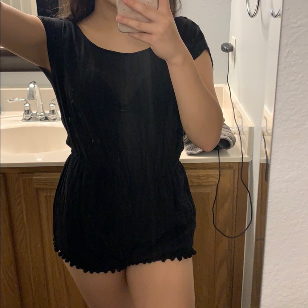 Short sleeve black romper